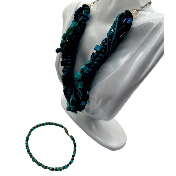 Turquoise Beaded Necklace & Bracelet Set - Perfect For Inner Mermaid N44 - Picture 3 of 6
